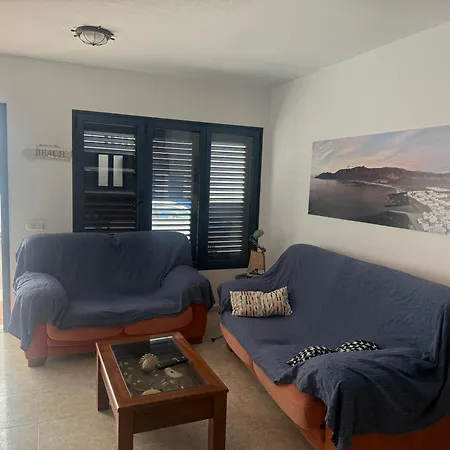 Apartman Casa La Charca De *